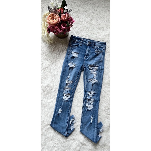 American Eagle Outfitters Denim - American Eagle Jeans Size 4